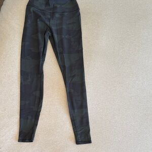 ALO blue/green Camouflage Leggings